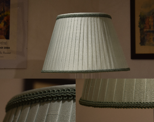 Pleated lampshade with self trim and contrast binding